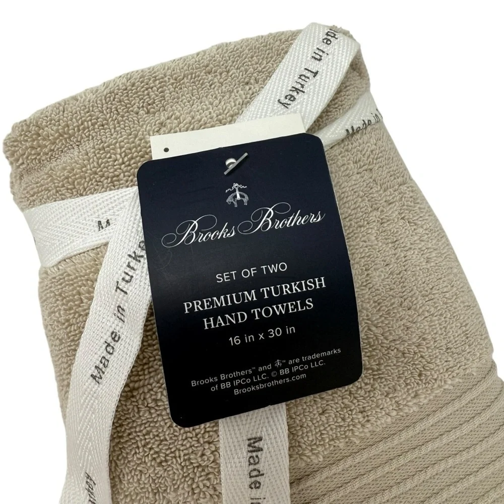 BROOKS BROTHERS Premium Turkish 2 Hand towels Stone color NWT